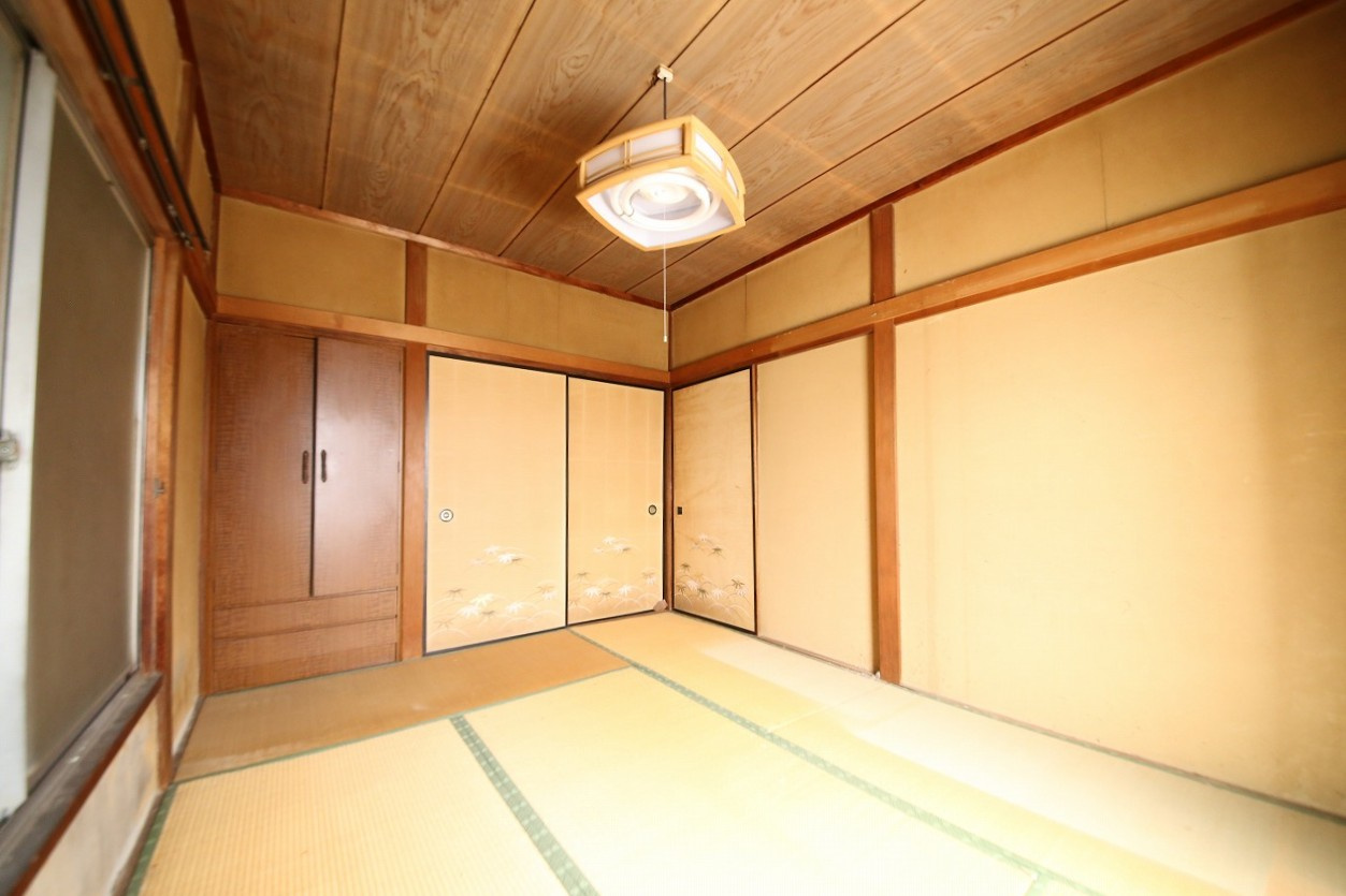 久喜市伊坂中古戸建の和室|2F和室西側