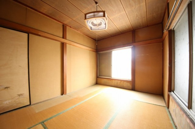 久喜市伊坂中古戸建の和室|2F和室西側