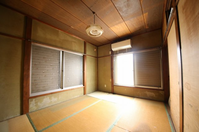 久喜市伊坂中古戸建の和室|2F和室東側