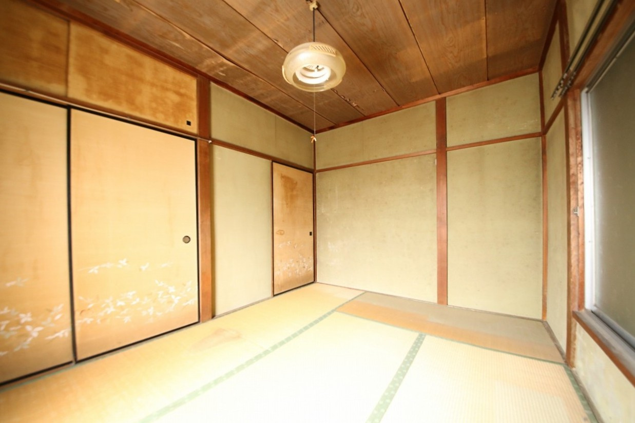 久喜市伊坂中古戸建の和室|2F和室東側