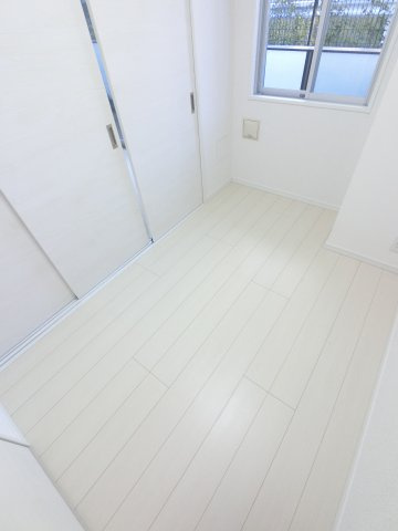 S-FORT行徳の洋室