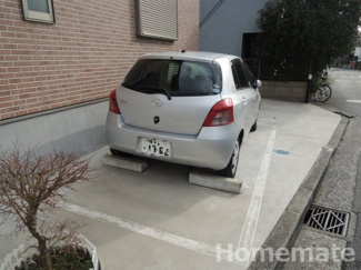 【駐車場】