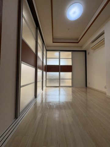 CITY SPIRE桜川Ⅱの洋室