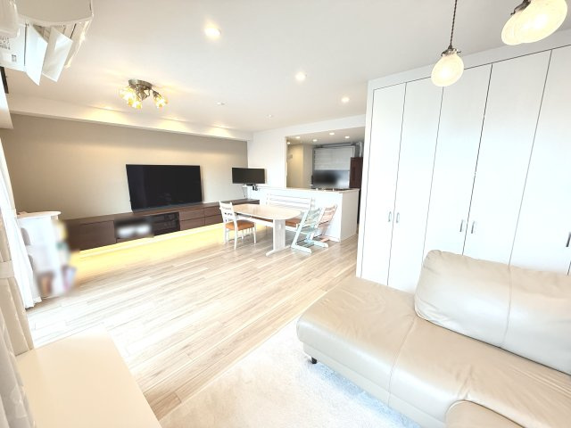 【海・明石海峡大橋・淡路島一望】ディアエスコート明石西新町の独立洗面台