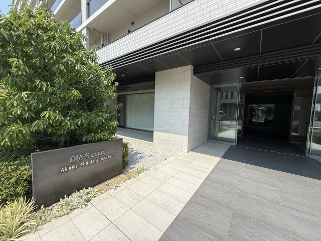 【海・明石海峡大橋・淡路島一望】ディアエスコート明石西新町のエントランス