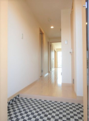 【玄関】 | ルネス荒木五番館