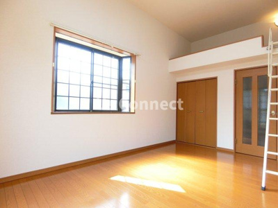 【居間・リビング】 | ラックステラ | 角部屋で窓が２面にあります。