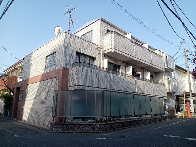 DRホームズ学芸大学の外観