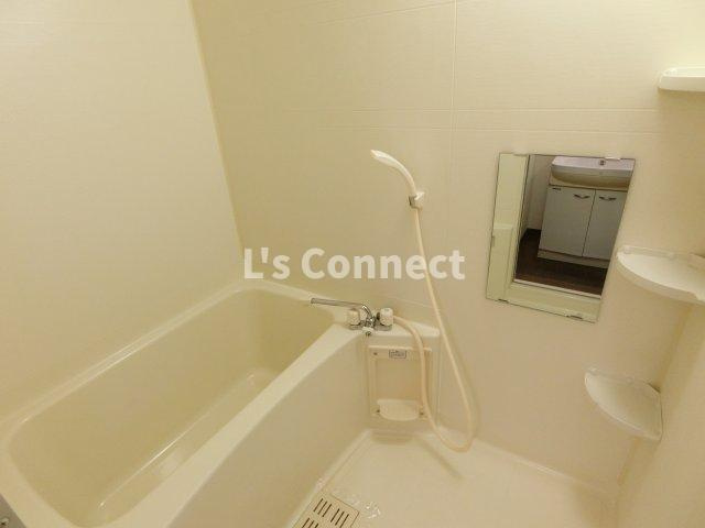 【浴室】 | コリーヌ南光台Ⅱ番館 | 給湯式のお風呂です。