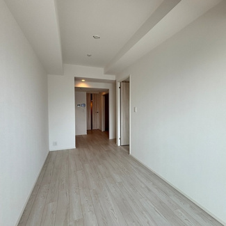 【居間・リビング】 | パークアクシス品川天王洲アイル | ※写真は同タイプ住戸です。