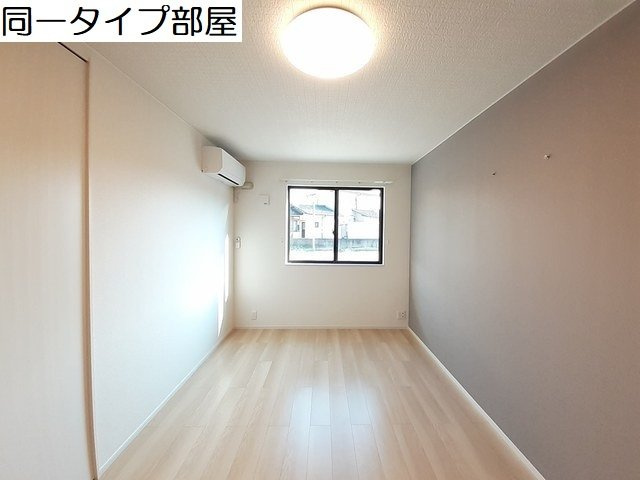 スリージェメゾン　Ⅰの内装|明るい色調の室内です