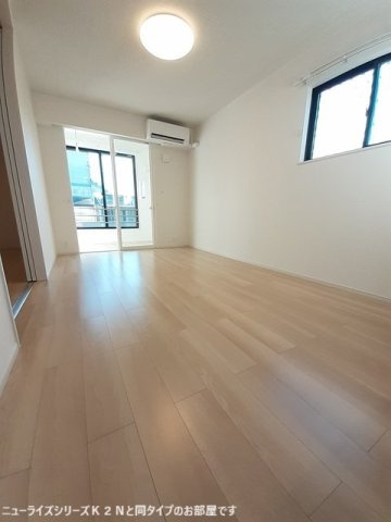 スリージェメゾン　Ⅰの居間・リビング|ゆったりとした居間です