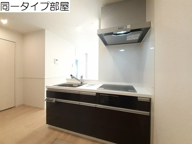 スリージェメゾン　Ⅰのキッチン|きれいなキッチンです