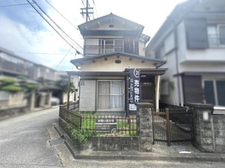 【外観】 | 角地にて陽当り良好♪