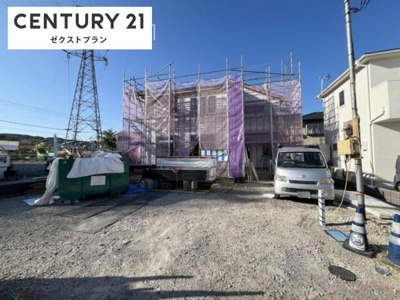 【前面道路含む現地写真】 | 渋川行幸田 3号棟 | 並列駐車可能な駐車場スペースです。