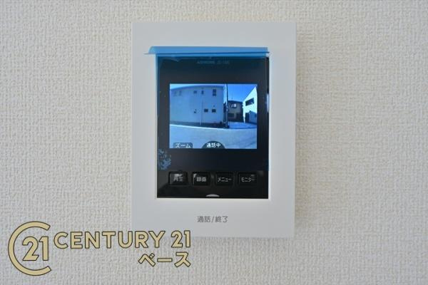 リーブルガーデン指柳町 ２号棟 ／新築一戸建の内装|■現地撮影写真■ＴＶモニター付きインターホンで防犯対策もバッチリ！来客も一目でわかり安心です！