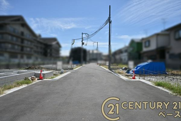 リーブルガーデン指柳町 ２号棟 ／新築一戸建の前面道路含む現地写真|■現地撮影写真■スーパーなど商業施設が徒歩圏内に近接しています。