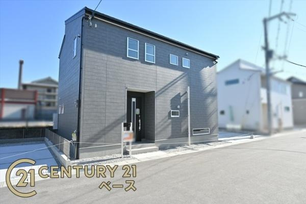 リーブルガーデン指柳町 ２号棟 ／新築一戸建の外観|■現地撮影写真■耐震等級３の地震に強安心の邸宅！雨で汚れを洗い流してくれるセルフクリーニング機能付き外壁！お気軽にお問い合わせください！■