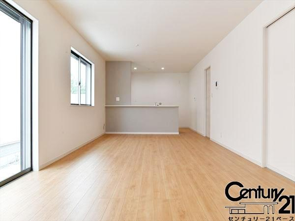 リーブルガーデン指柳町 ４号棟 ／新築一戸建の内観：施工例|■ペアガラス使用で結露の心配もありません！■