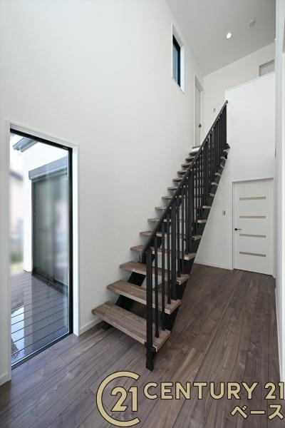 桜井市三輪 ２８号地 ／一戸建の内装|■現地撮影写真■こちらは階段になっております。
