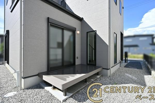 桜井市三輪 ２８号地 ／一戸建の庭|■現地撮影写真■家庭菜園やガーデニングなど多用途に楽しめるお庭付き！