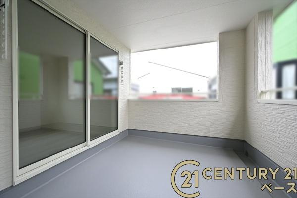 リーブルガーデン指柳町 ５号棟 ／新築一戸建のバルコニー|■≪同仕様写真≫■日当たりのよいバルコニー！洗濯物もよく乾きます！■