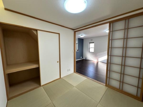 【居間・リビング】