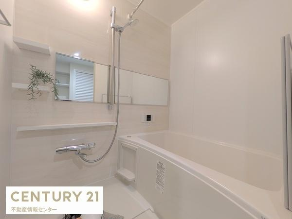 【浴室】 | ユニハイム市岡２ | 浴室暖房乾燥機や追炊き機能が新設された浴室！あると便利な機能がたくさん付帯されているのは魅力的なポイントです！