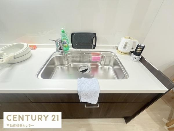 【キッチン】 | 鶴町1丁目中古戸建 | 大きなシンクは使いやすいです！