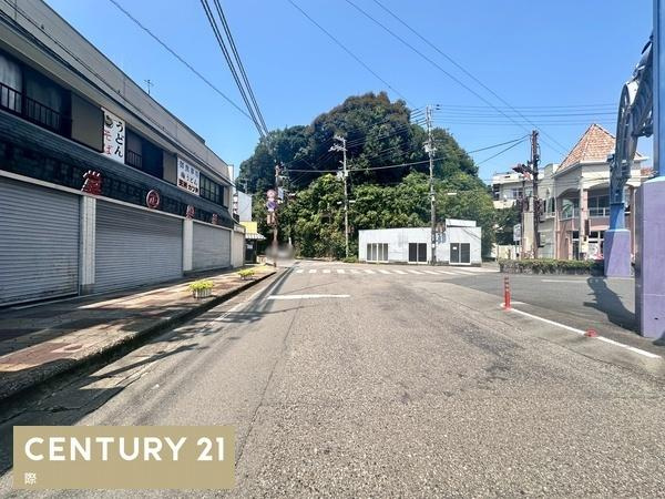 白浜町堅田　土地の前面道路含む現地写真