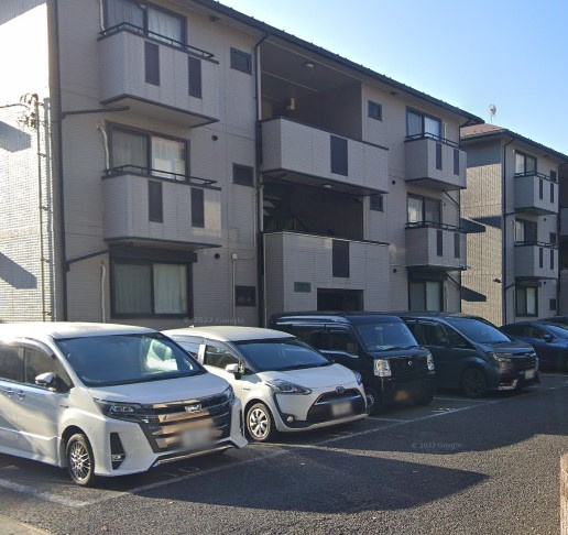 エトワールＣの駐車場