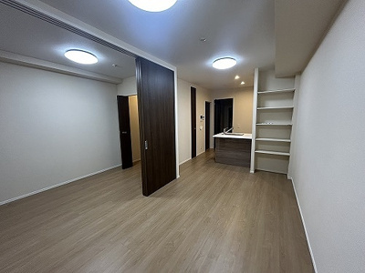 【居間・リビング】 | エイルマンション水道町２ | リビングダイニングキッチン約１０．８畳