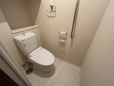【トイレ】 | エイルマンション水道町２ | ゆったりとした空間のトイレです
