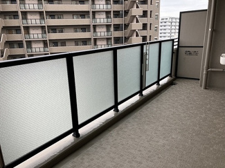 【バルコニー】 | サーパス新町一丁目 | 暖かな日差しのふりそそぐバルコニー