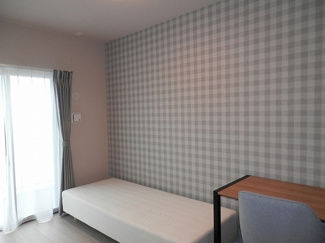 【その他】 | サーパスシティ平成マークテラス | 洋室約5.1畳（家具類は譲渡品です）