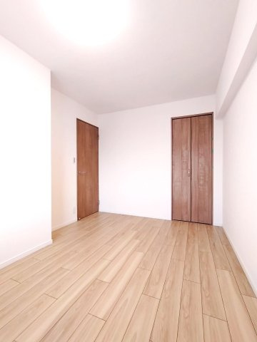 エクセル宮前平の洋室