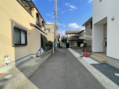 【前面道路含む現地写真】 | 本丸町1期1区画1号地