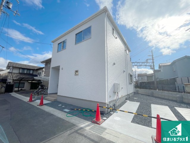 大津市本丸町　第1期　新築一戸建ての外観|安心の10年保証！外観を美しく保ち、雨水で汚れを落とします！気になることがありましたら、お気軽にお問い合わせください！