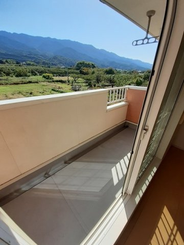 グリーンハイツ鷹取Ⅲのバルコニー|陽当たり良好なバルコニーです♪