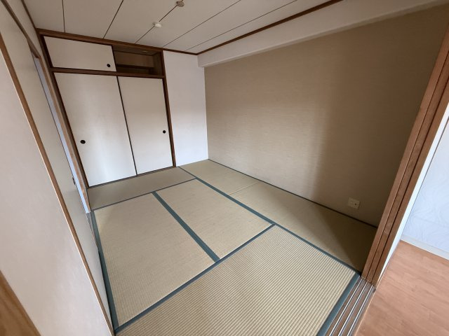 スカイハイツ緑地の和室