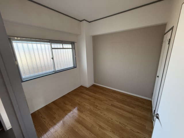 スカイハイツ緑地の寝室