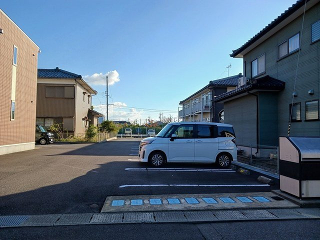 ジェントリーの駐車場