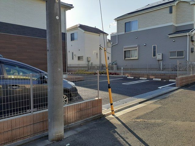 クレールメゾンＣの駐車場