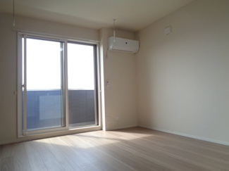 【居間・リビング】 | Cozy Court | LDK10.6帖