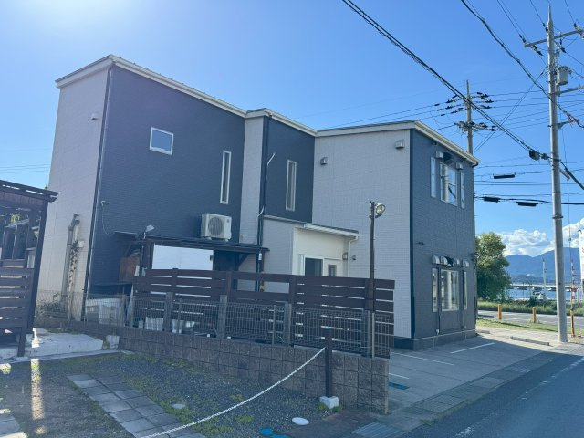 守山市水保町の店舗