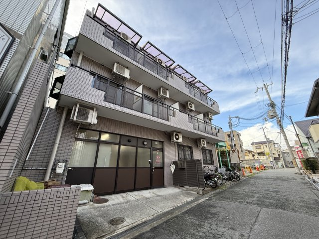 クレアコート曽根の外観