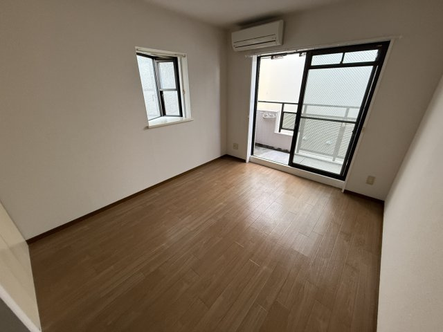 クレアコート曽根の居間・リビング