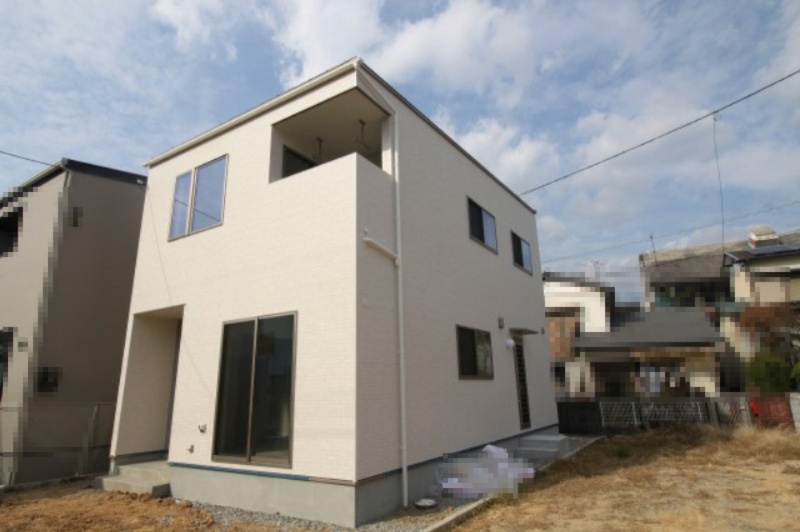 旭天神町　新築戸建　③　【内覧可能】の外観|駐車場3台可