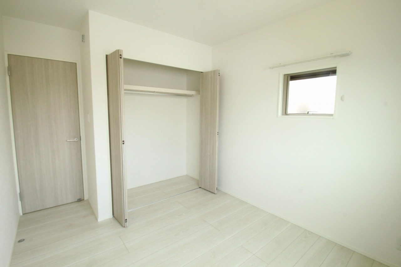 旭天神町　新築戸建　③　【内覧可能】の収納|2Ｆ　北の部屋　5.1帖
