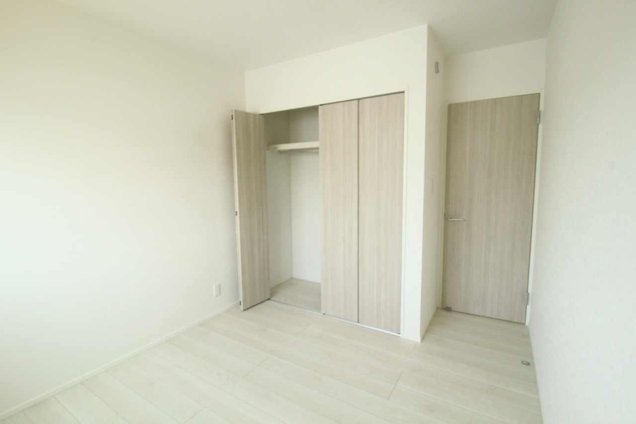 旭天神町　新築戸建　③　【内覧可能】の洋室|2Ｆ　東の部屋　5.1帖